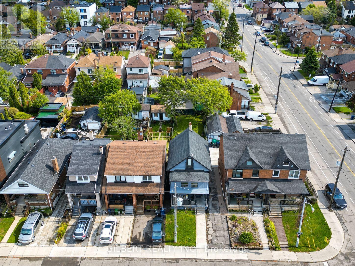 405 Westmount Avenue, Toronto, Ontario  M6E 3N4 - Photo 3 - C13755498