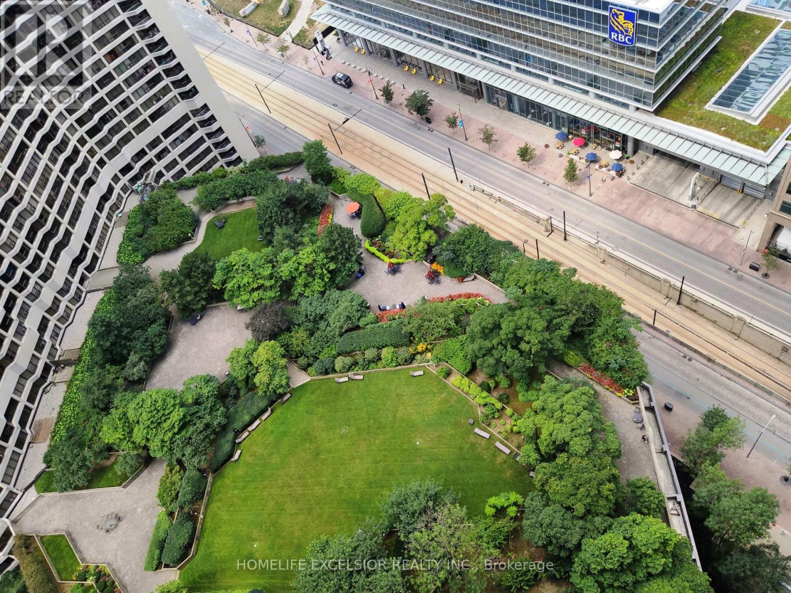 3227 - 33 Harbour Square, Toronto, Ontario  M5J 2G2 - Photo 1 - C13755500