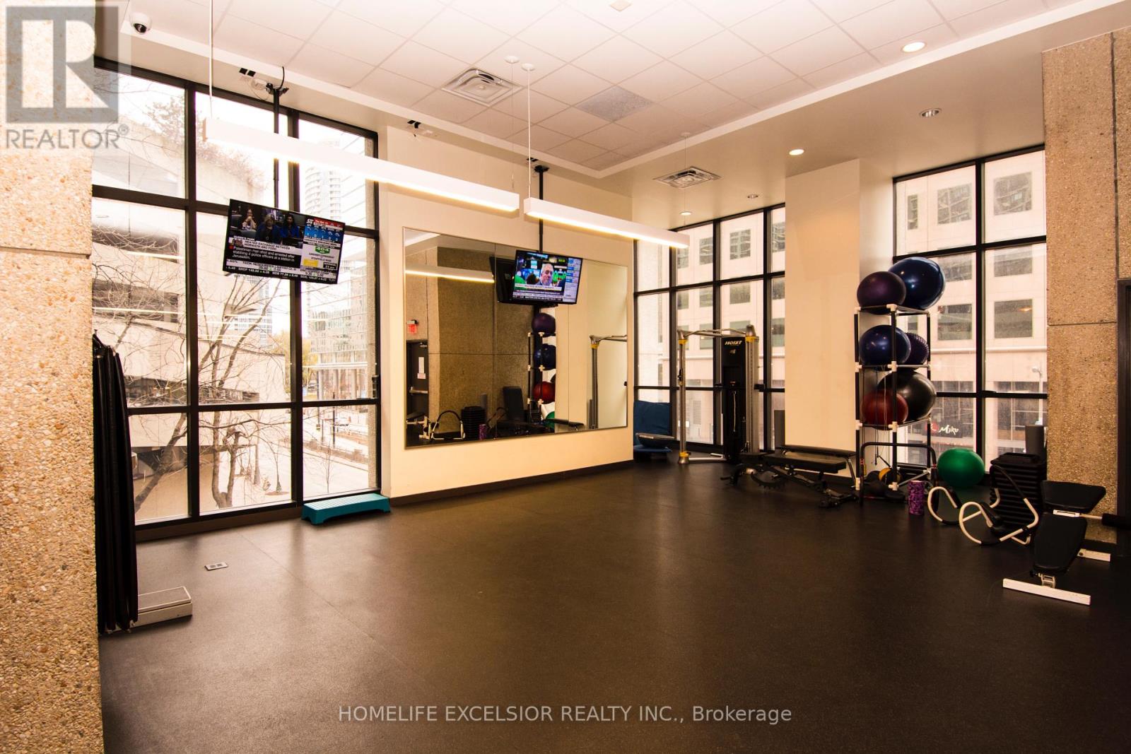 3227 - 33 Harbour Square, Toronto, Ontario  M5J 2G2 - Photo 25 - C13755500