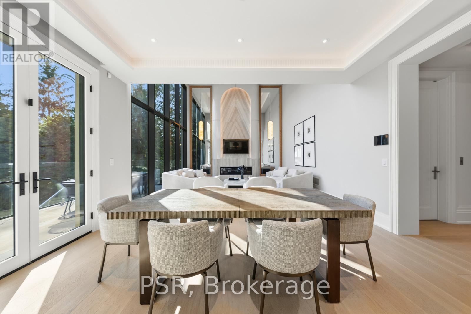 117 Yonge Boulevard, Toronto, Ontario  M5M 3H2 - Photo 15 - C13755546
