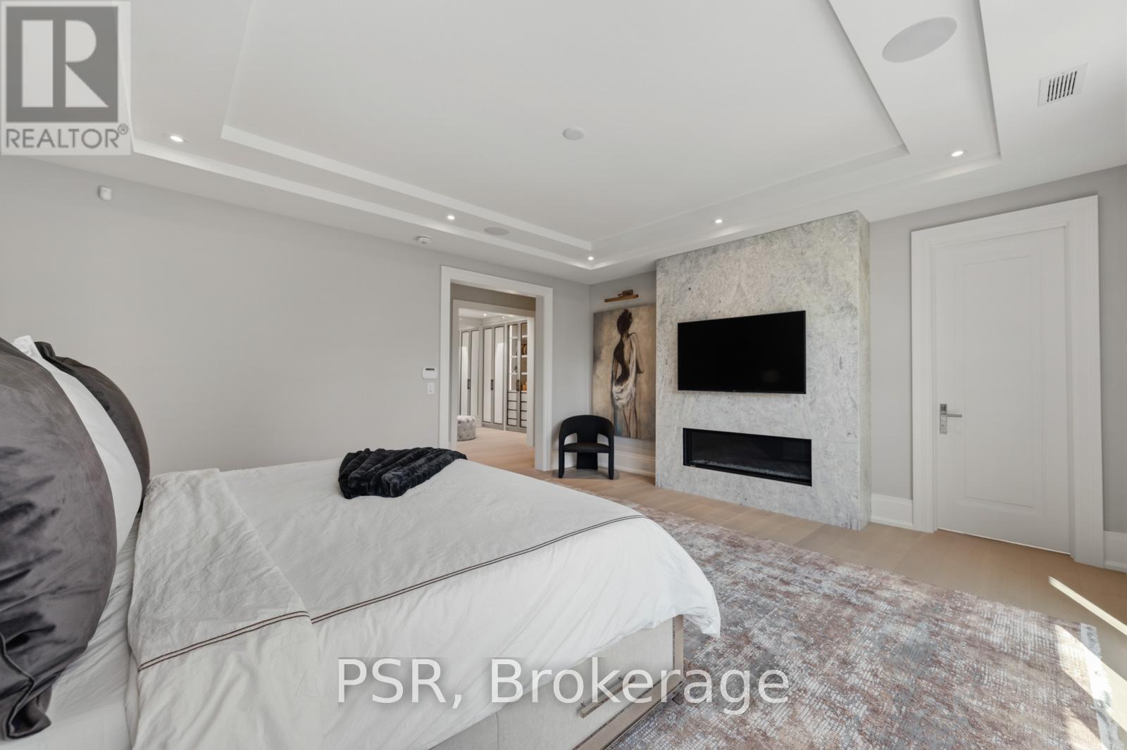 117 Yonge Boulevard, Toronto, Ontario  M5M 3H2 - Photo 23 - C13755546