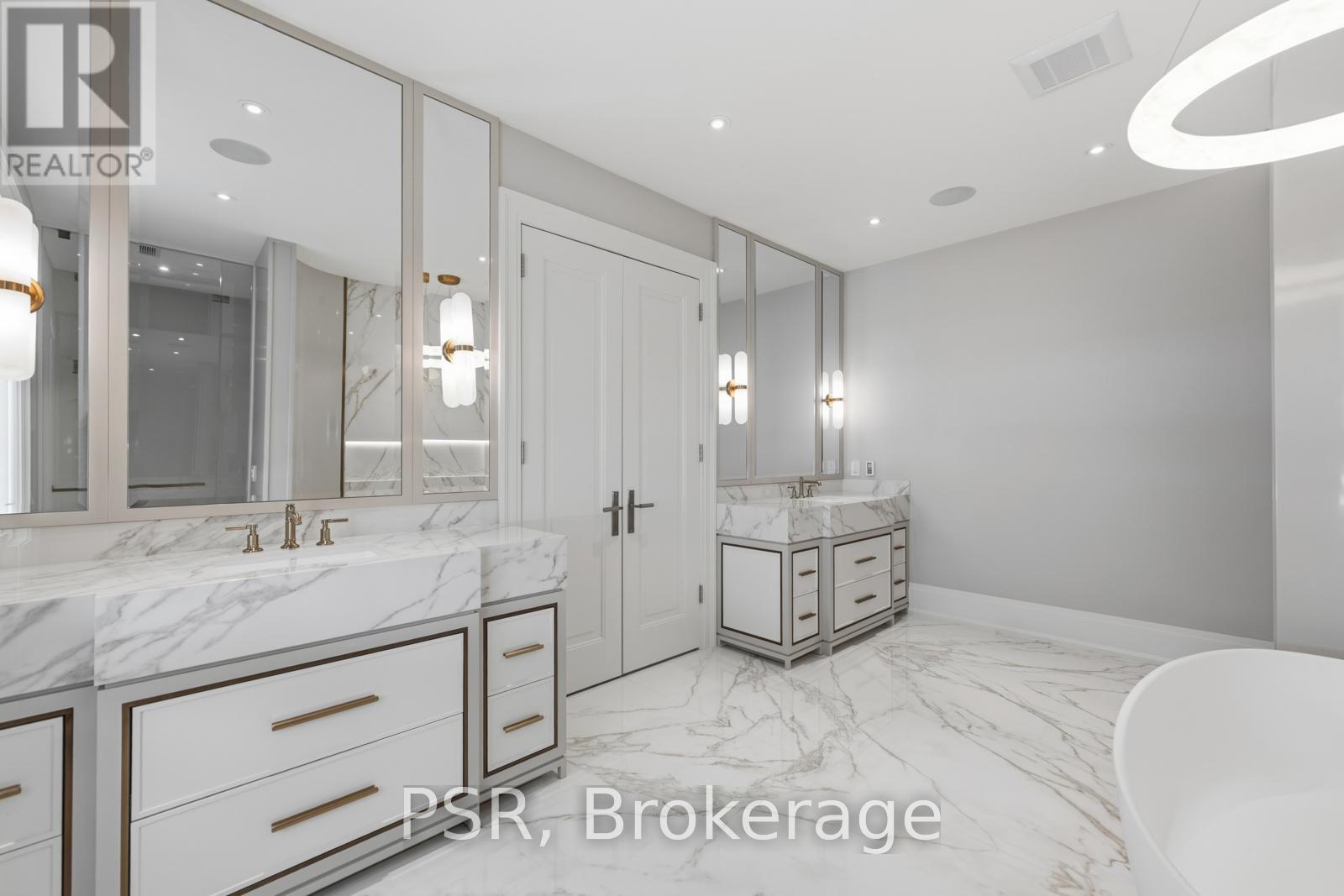 117 Yonge Boulevard, Toronto, Ontario  M5M 3H2 - Photo 29 - C13755546