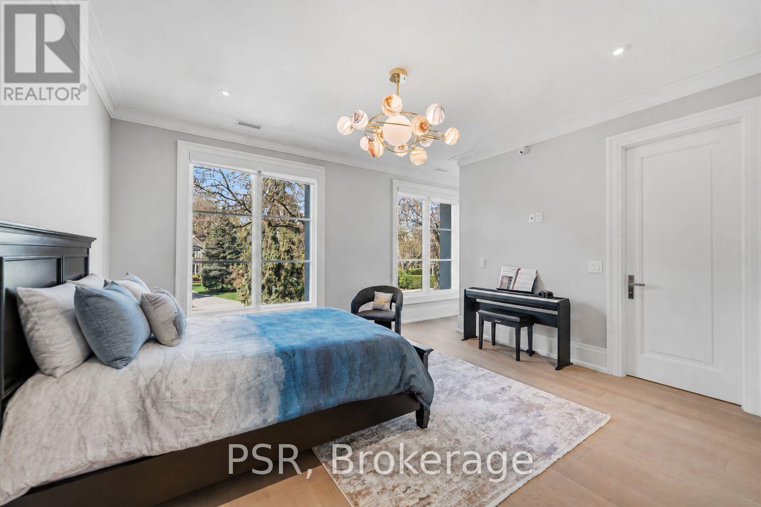 117 Yonge Boulevard, Toronto, Ontario  M5M 3H2 - Photo 33 - C13755546