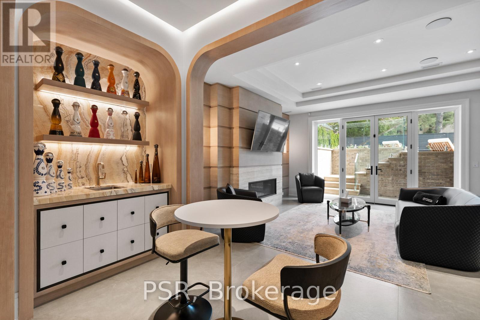117 Yonge Boulevard, Toronto, Ontario  M5M 3H2 - Photo 41 - C13755546