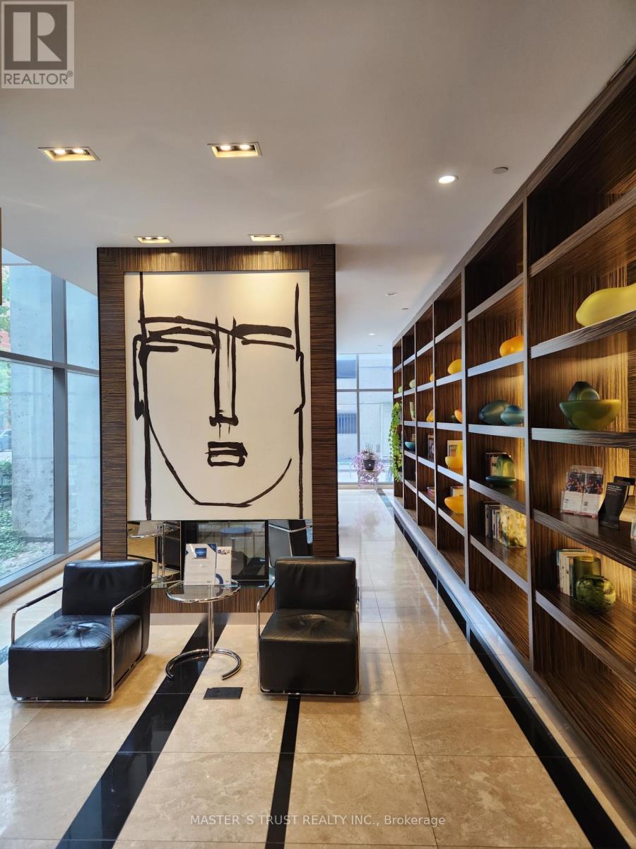 410 - 37 Grosvenor Street, Toronto, Ontario  M4Y 3G5 - Photo 3 - C13755598