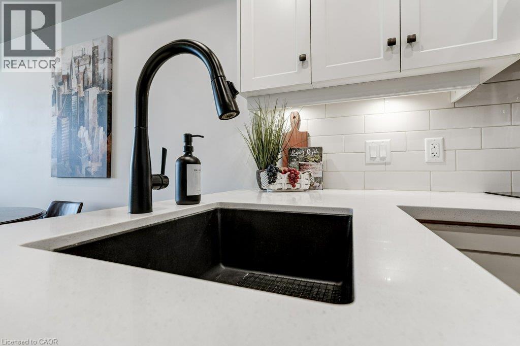 30 Hamilton Street S Unit# 711, Waterdown, Ontario  L8B 1V8 - Photo 19 - 40861345