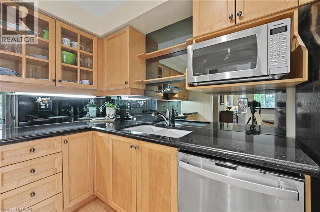 4275 Millcroft Park Drive Unit# 1, Burlington, Ontario  L7M 4L9 - Photo 19 - 40859813