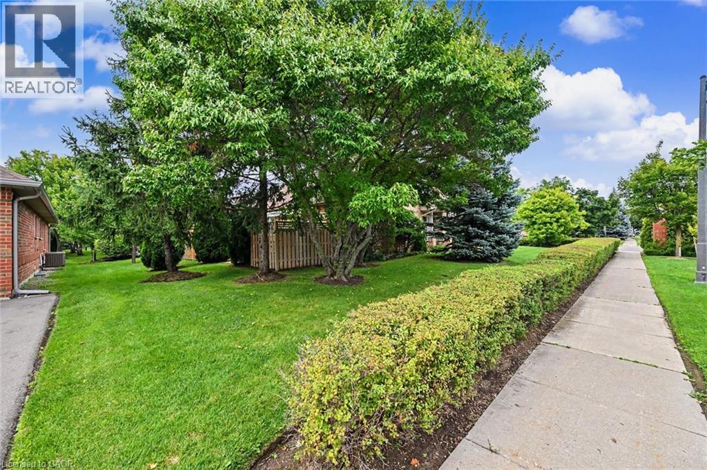 4275 Millcroft Park Drive Unit# 1, Burlington, Ontario  L7M 4L9 - Photo 42 - 40859813