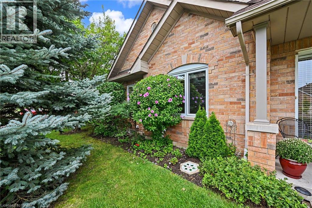 4275 Millcroft Park Drive Unit# 1, Burlington, Ontario  L7M 4L9 - Photo 5 - 40859813