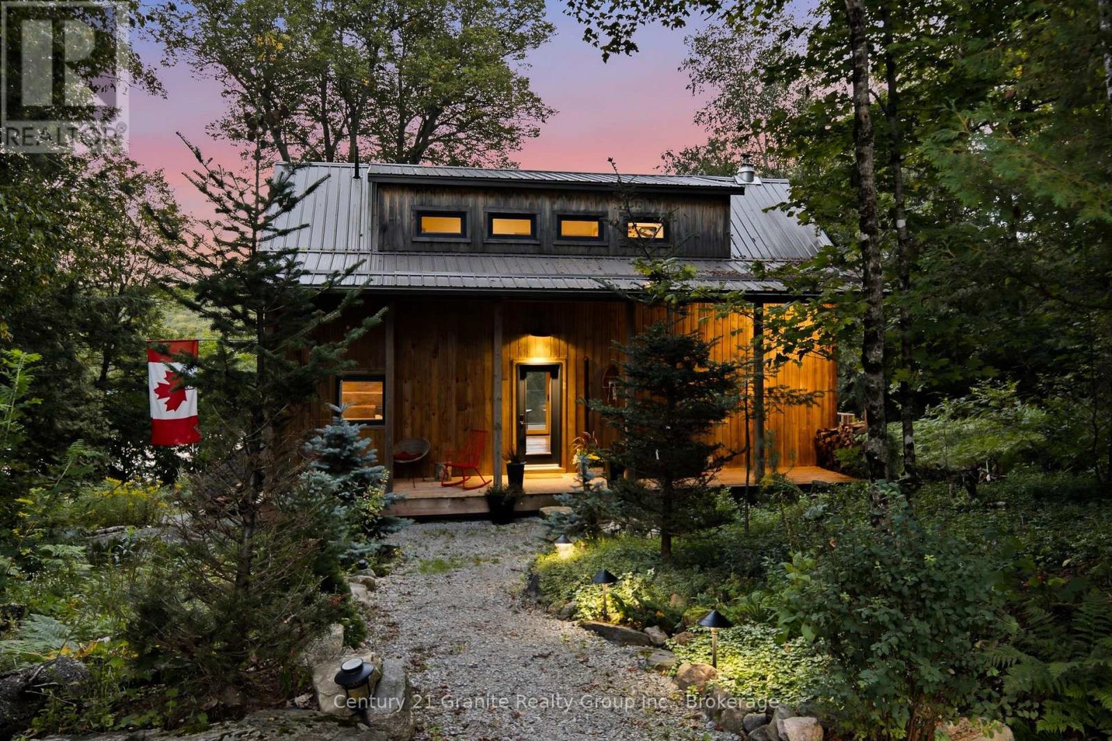 1093 Liswood Road, Dysart Et Al (Guilford), Ontario  K0M 1S0 - Photo 1 - X13755374