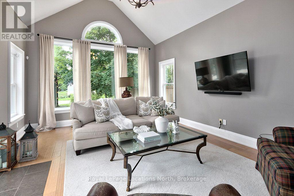 97 Bruce Street S, Blue Mountains, Ontario  N0H 2P0 - Photo 13 - X13755586