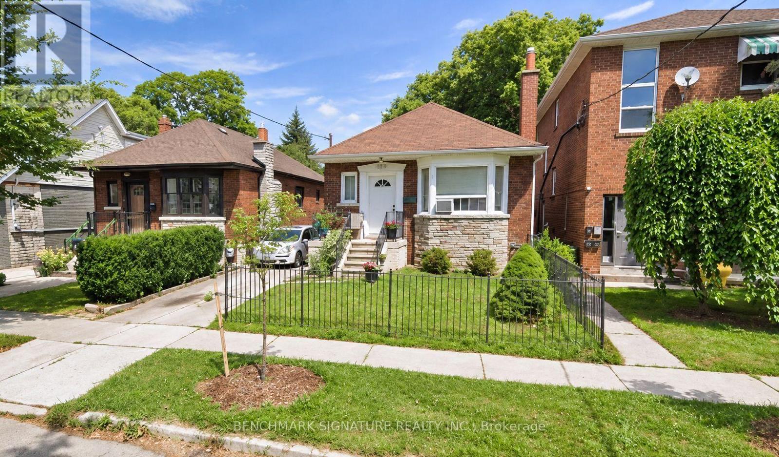 BASEMENT - 238 TORRENS AVENUE, Toronto, Ontario