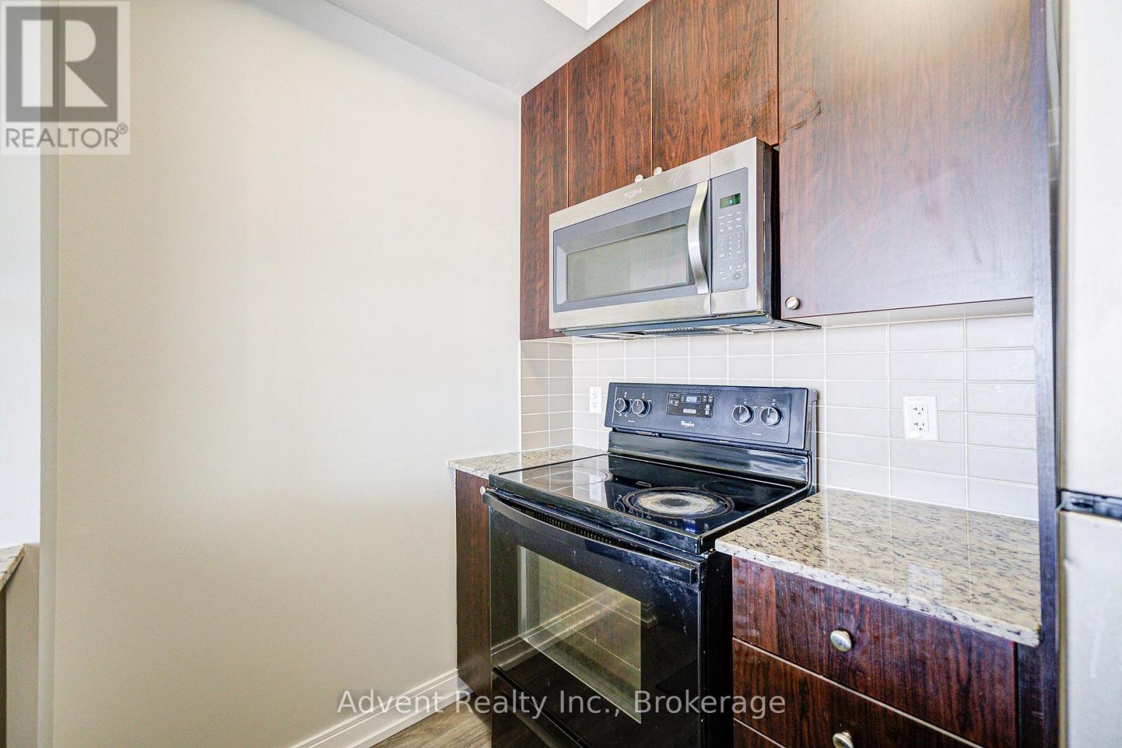 2211 - 181 Village Green Square, Toronto, Ontario  M1S 0K6 - Photo 10 - E13755420