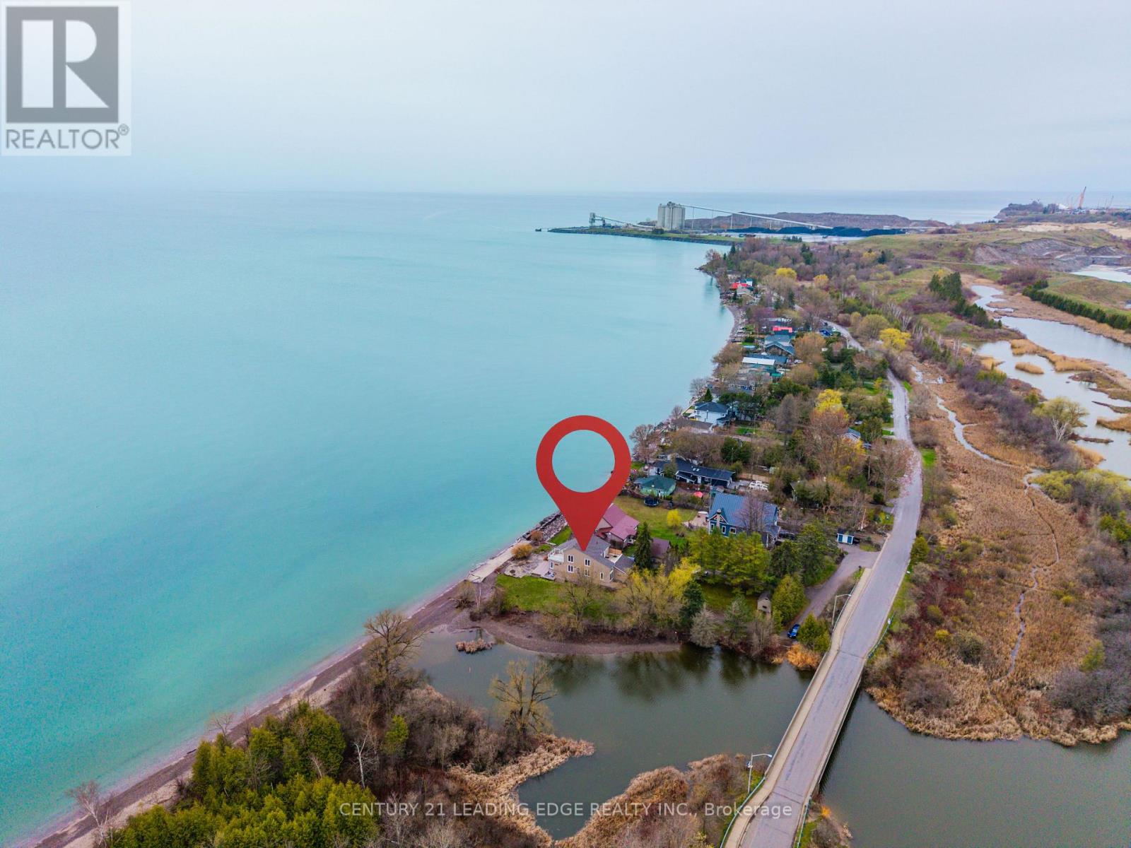 151 Cedar Crest Beach Road, Clarington, Ontario  L1C 5R2 - Photo 5 - E13755462