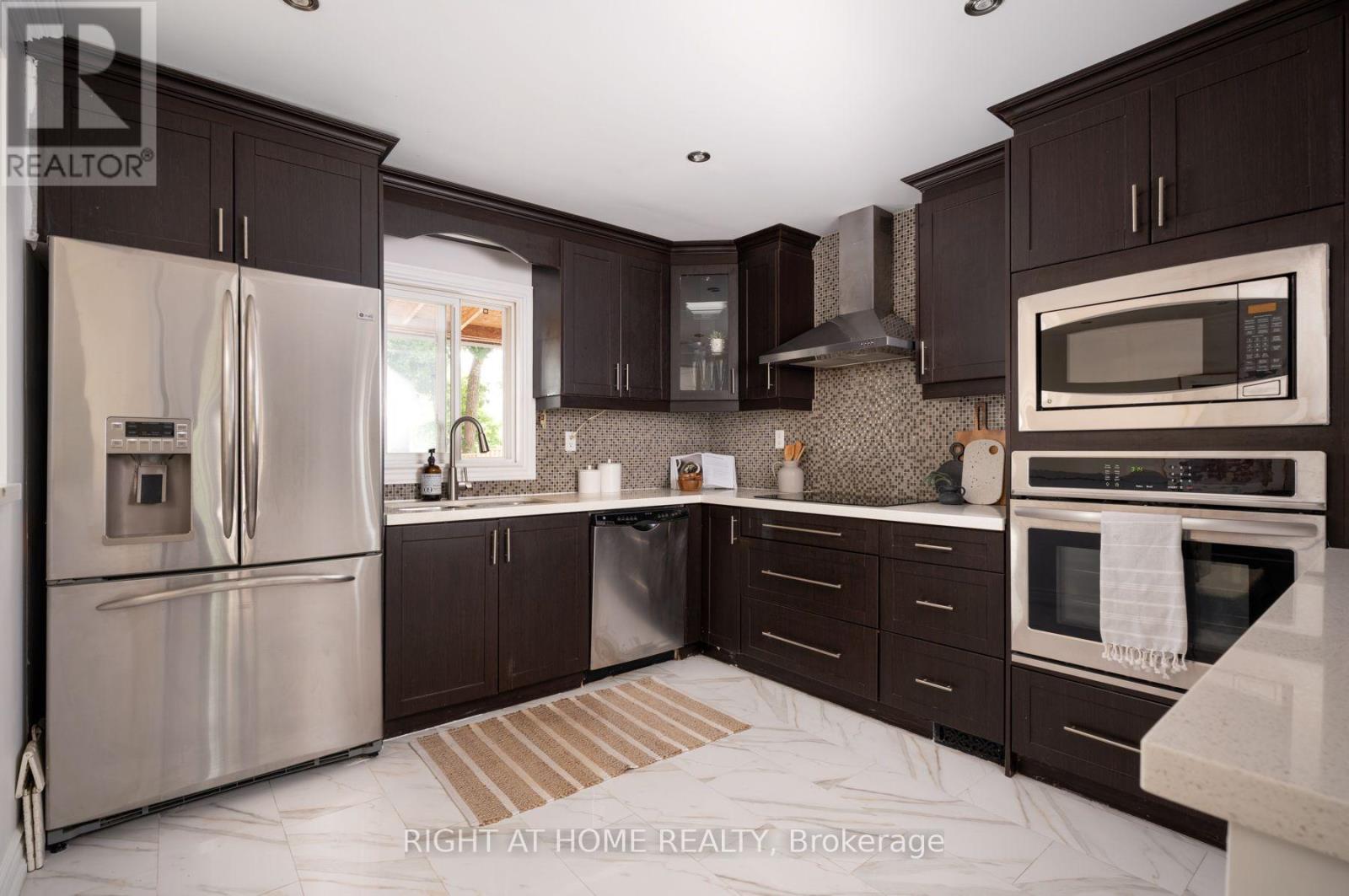 167 Goldhawk Trail, Toronto, Ontario M1V 1X1 - Photo 10 - E13755538