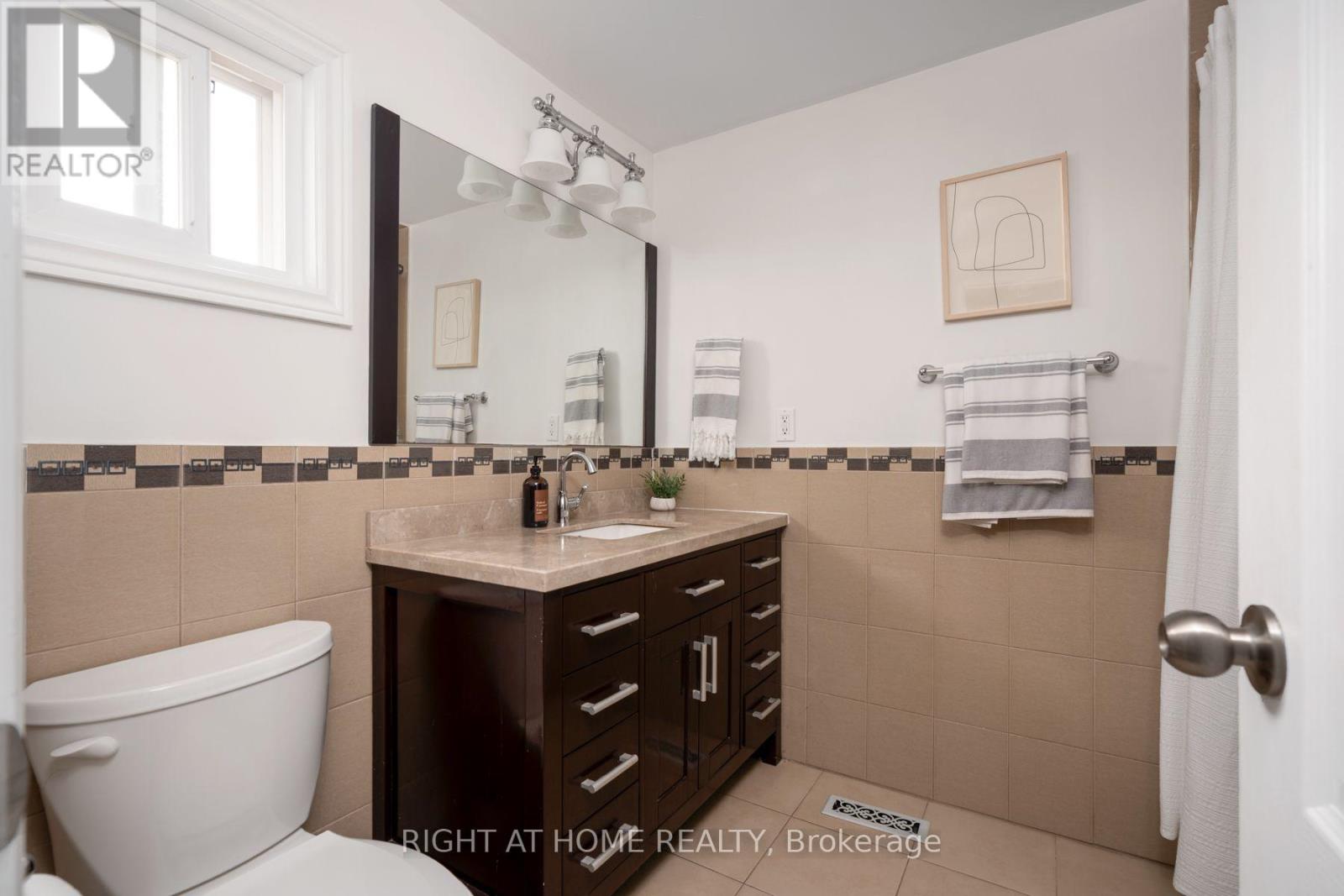 167 Goldhawk Trail, Toronto, Ontario M1V 1X1 - Photo 24 - E13755538