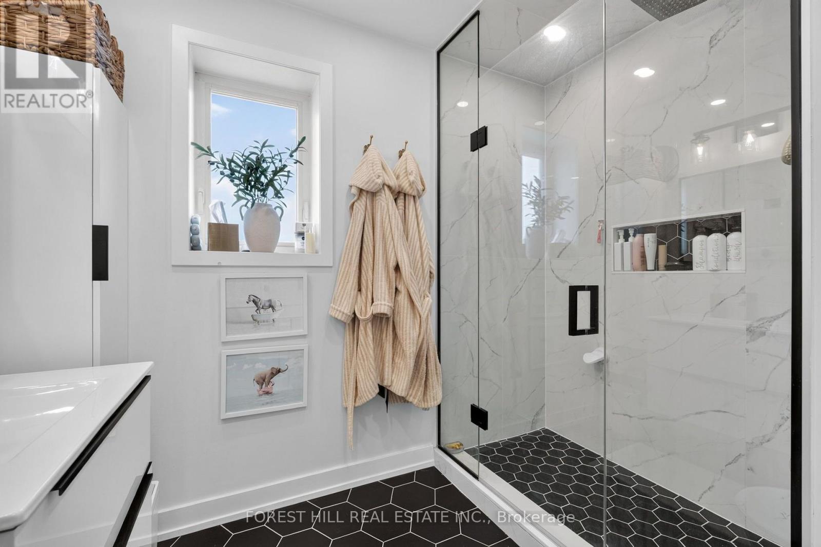 346 O'connor Drive, Toronto, Ontario  M4J 2V5 - Photo 16 - E13755578