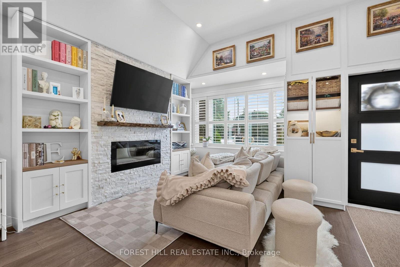 346 O'connor Drive, Toronto, Ontario  M4J 2V5 - Photo 6 - E13755578