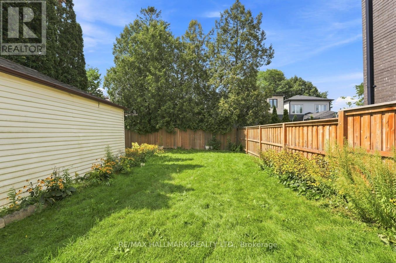 32 Denvale Road, Toronto, Ontario  M4B 3B5 - Photo 30 - E13755612