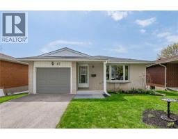 47 BROOKSIDE Crescent, Kitchener, Ontario