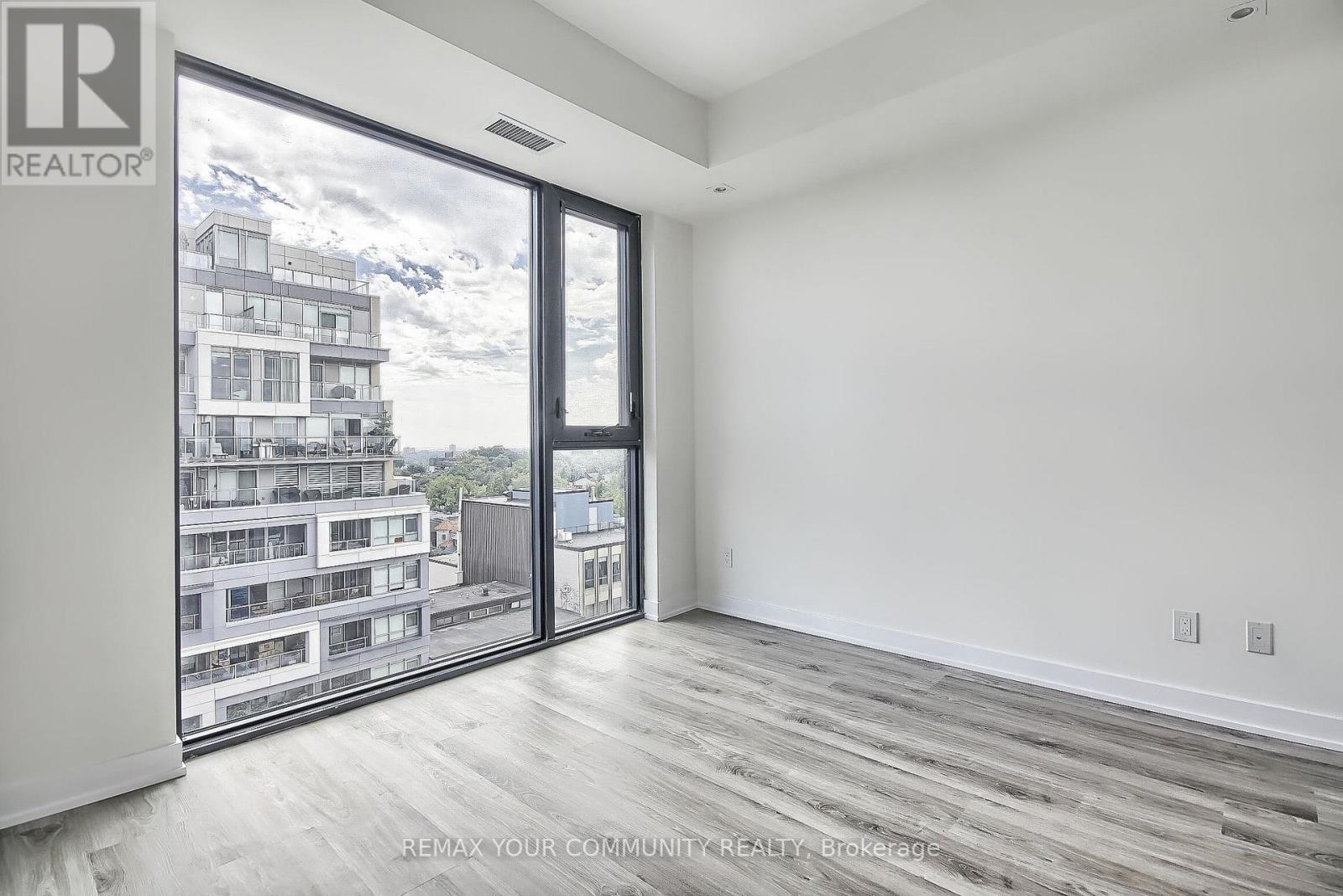 808 - 840 St Clair Avenue W, Toronto, Ontario  M6C 0A4 - Photo 11 - C13754808