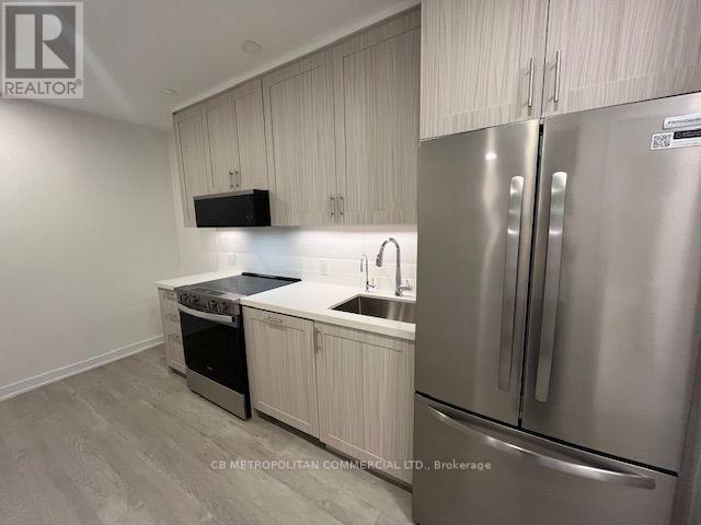 413 - 2946 Dundas Street West Street W, Toronto, Ontario  M6P 1Y8 - Photo 9 - W13658272