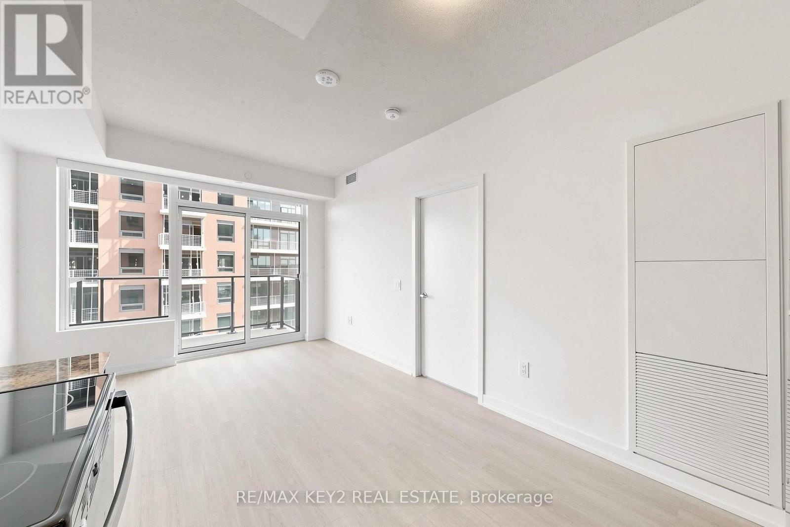 1712 - 4010 Eglinton Avenue W, Toronto, Ontario  M9A 0G5 - Photo 11 - W13717680