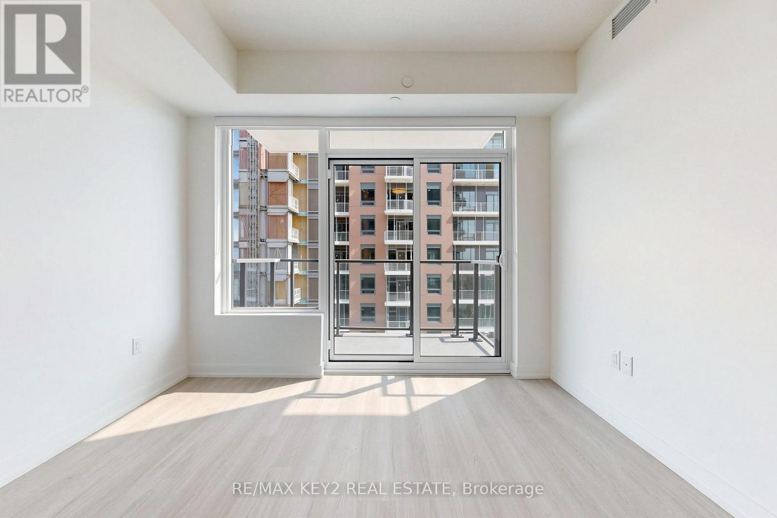 1712 - 4010 Eglinton Avenue W, Toronto, Ontario  M9A 0G5 - Photo 7 - W13717680