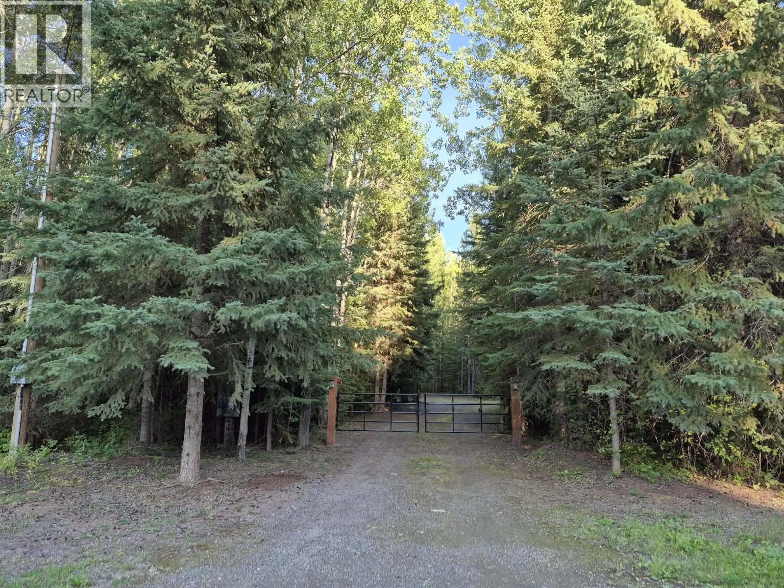 1590 GOETJEN ROAD, Fort St. James, British Columbia