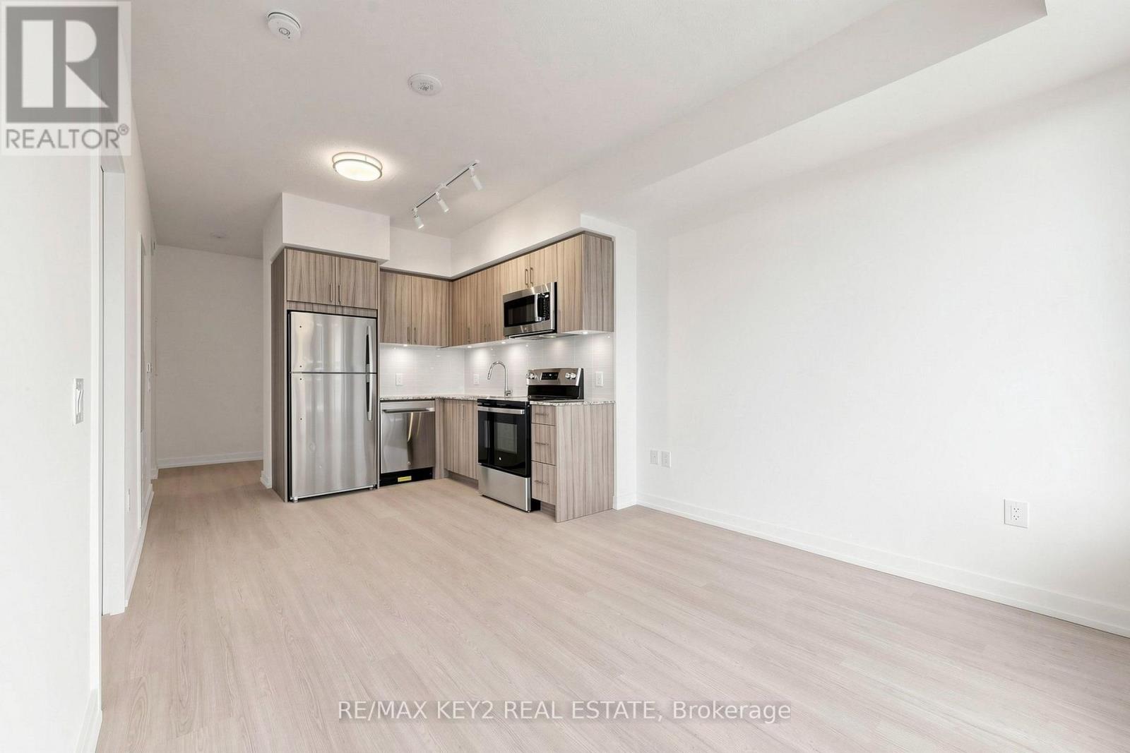 1712 - 4010 Eglinton Avenue W, Toronto, Ontario  M9A 0G5 - Photo 5 - W13717680