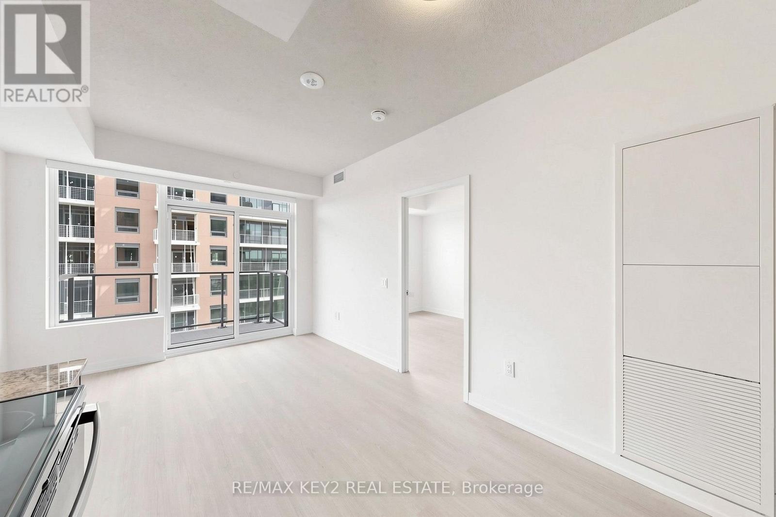 1712 - 4010 Eglinton Avenue W, Toronto, Ontario  M9A 0G5 - Photo 6 - W13717680
