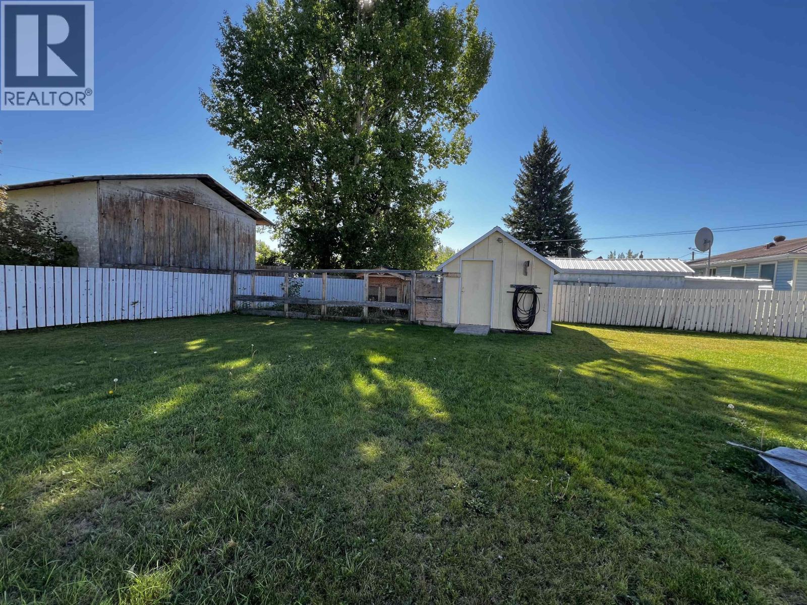 50 Chowsunket Street, Fraser Lake, British Columbia  V0J 1S0 - Photo 20 - R3161895