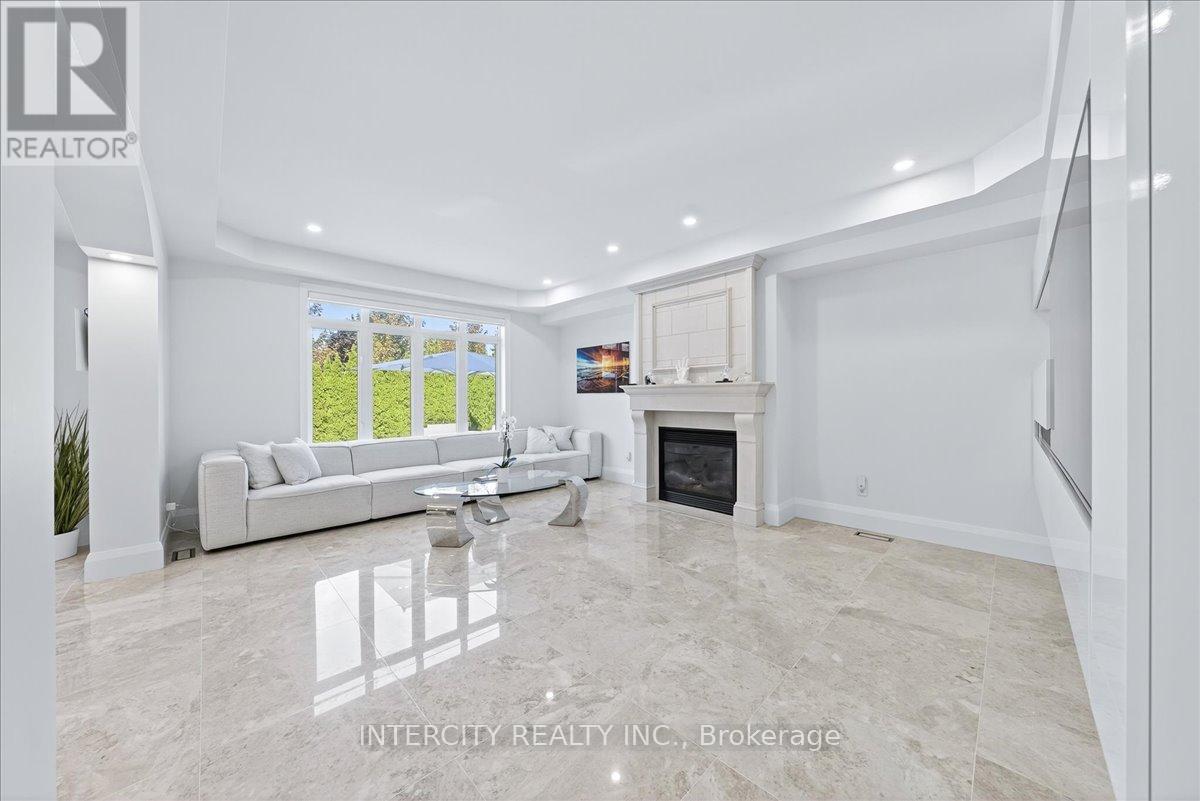 102 Cook's Mill Crescent, Vaughan, Ontario  L6A 0L1 - Photo 11 - N13755266