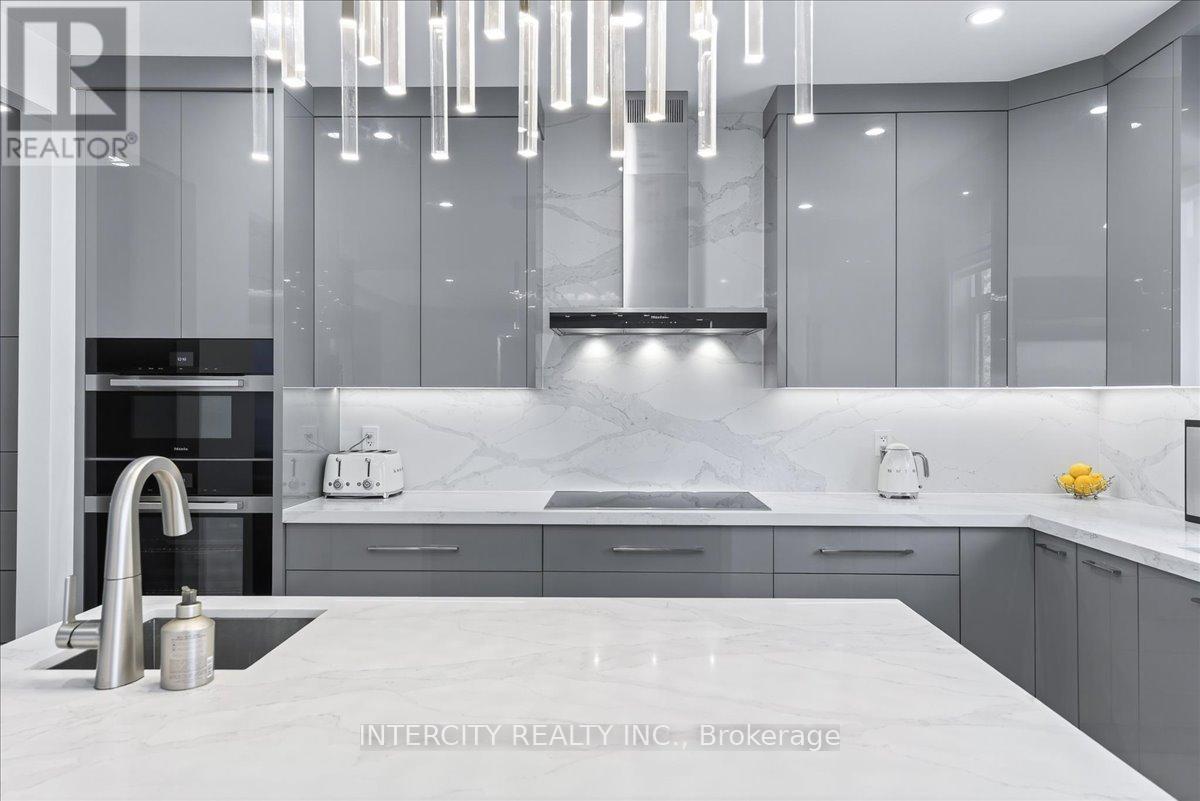 102 Cook's Mill Crescent, Vaughan, Ontario  L6A 0L1 - Photo 16 - N13755266