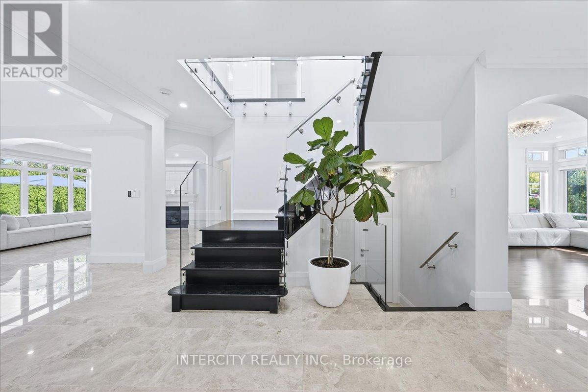 102 Cook's Mill Crescent, Vaughan, Ontario  L6A 0L1 - Photo 22 - N13755266