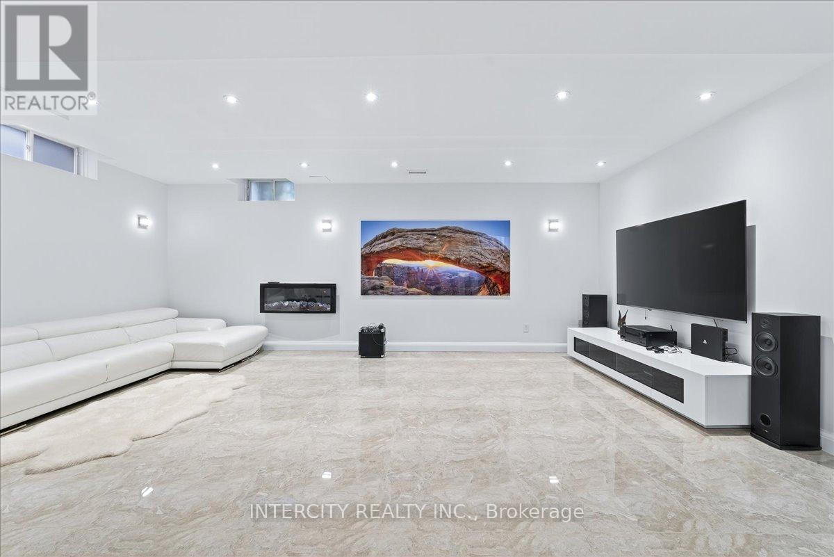 102 Cook's Mill Crescent, Vaughan, Ontario  L6A 0L1 - Photo 36 - N13755266