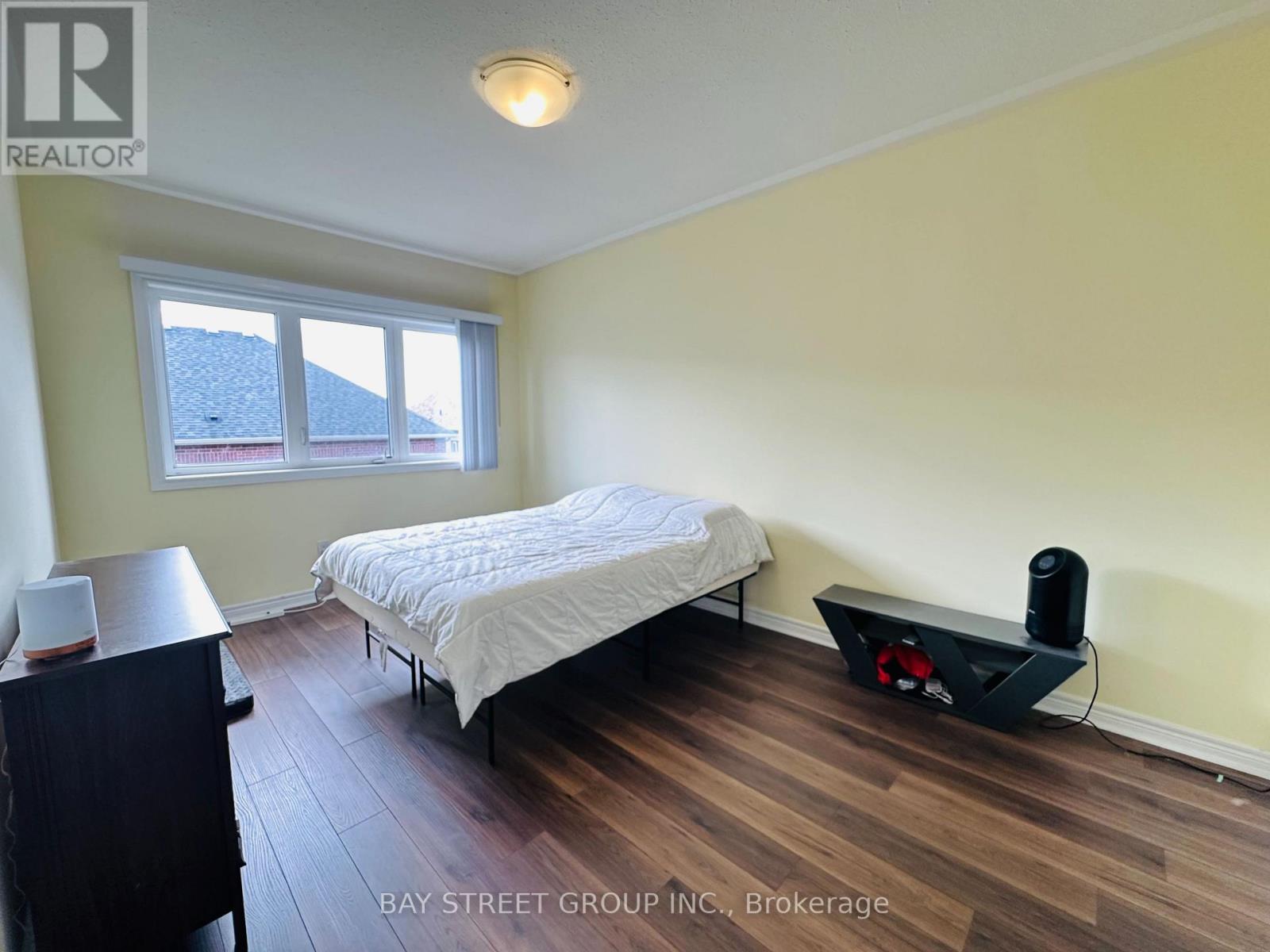 32 Capreol Avenue, Aurora, Ontario  L4G 7C4 - Photo 18 - N13755382