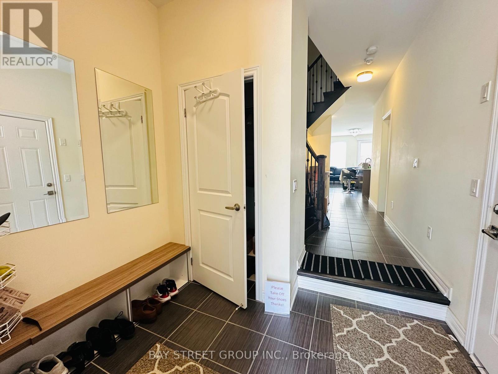 32 Capreol Avenue, Aurora, Ontario  L4G 7C4 - Photo 5 - N13755382