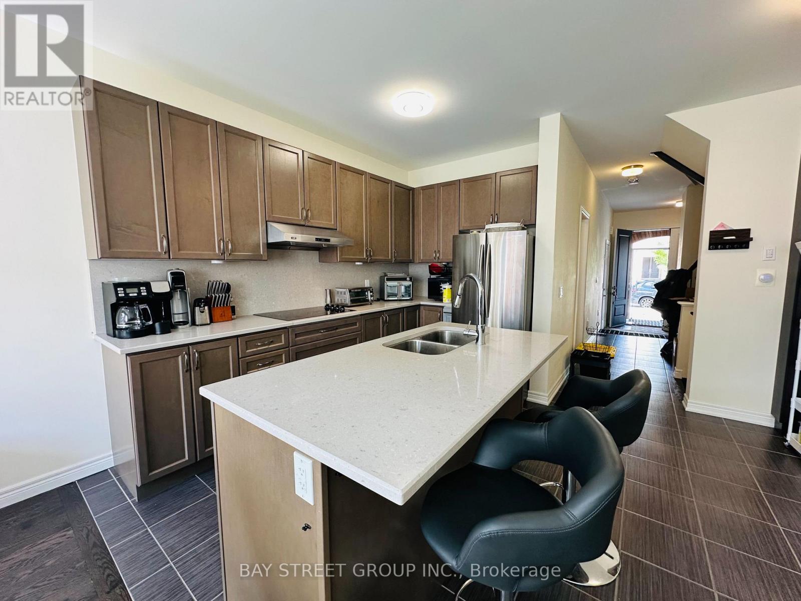 32 Capreol Avenue, Aurora, Ontario  L4G 7C4 - Photo 8 - N13755382