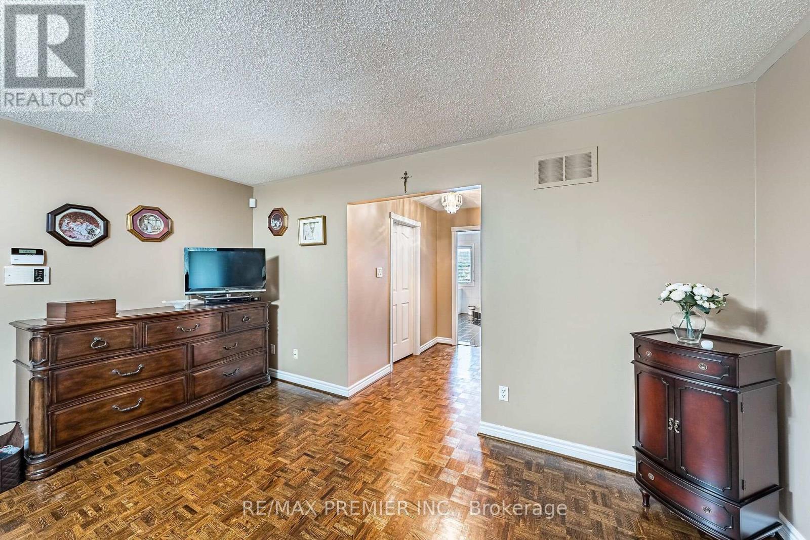 104 Cartwright Boulevard, Vaughan, Ontario  L4L 8J8 - Photo 33 - N13755562