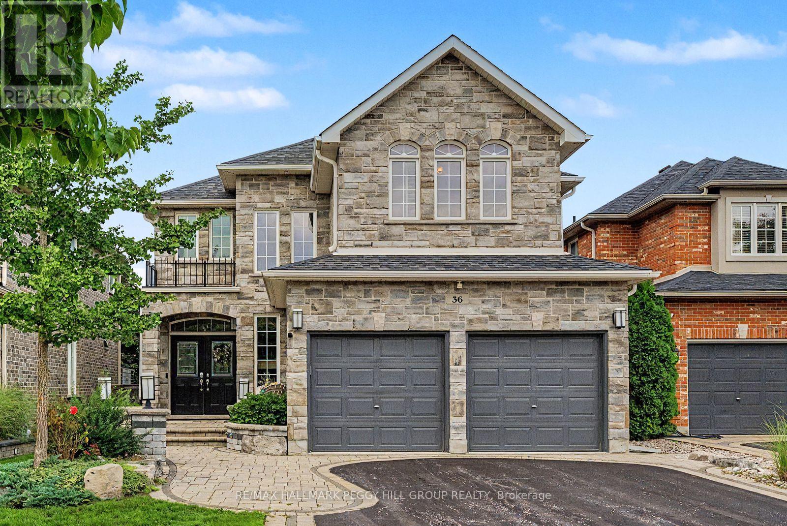 36 Auburn Court, Barrie (Ardagh), Ontario  L4N 6G9 - Photo 1 - S13755274