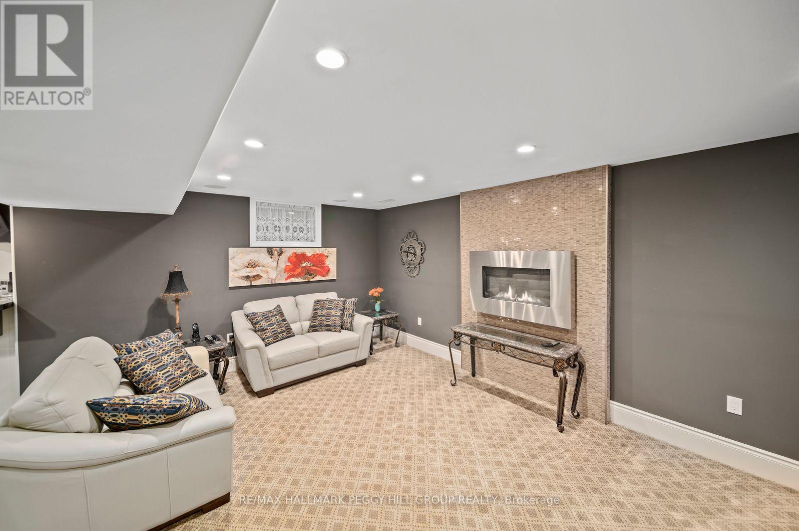 36 Auburn Court, Barrie (Ardagh), Ontario  L4N 6G9 - Photo 13 - S13755274