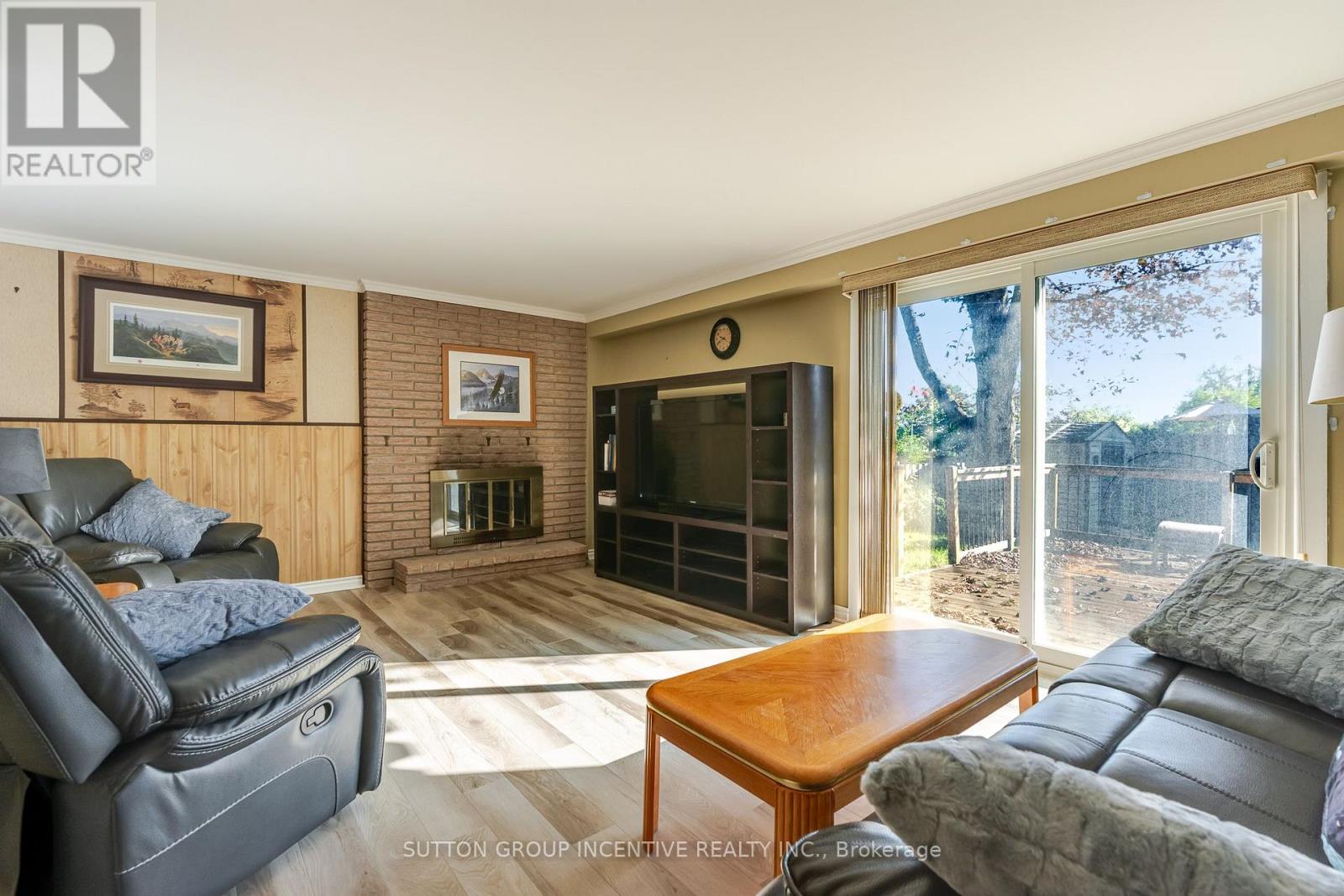39 Carol Road, Barrie (Allandale Heights), Ontario  L4N 3P6 - Photo 19 - S13755354