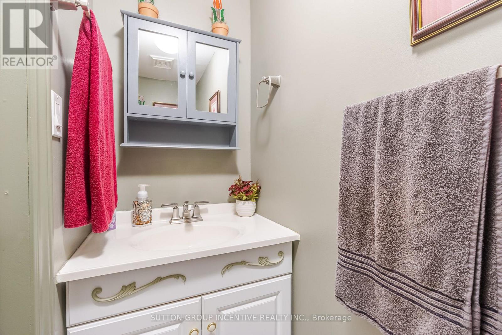 39 Carol Road, Barrie (Allandale Heights), Ontario  L4N 3P6 - Photo 24 - S13755354