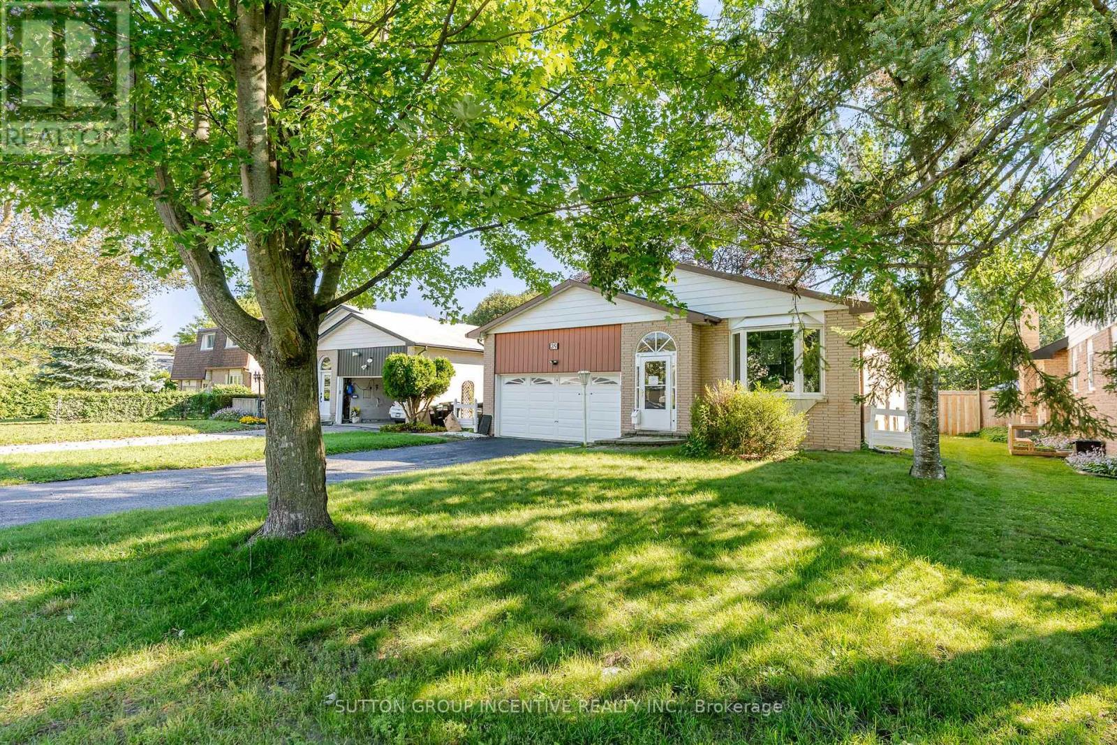 39 Carol Road, Barrie (Allandale Heights), Ontario  L4N 3P6 - Photo 3 - S13755354