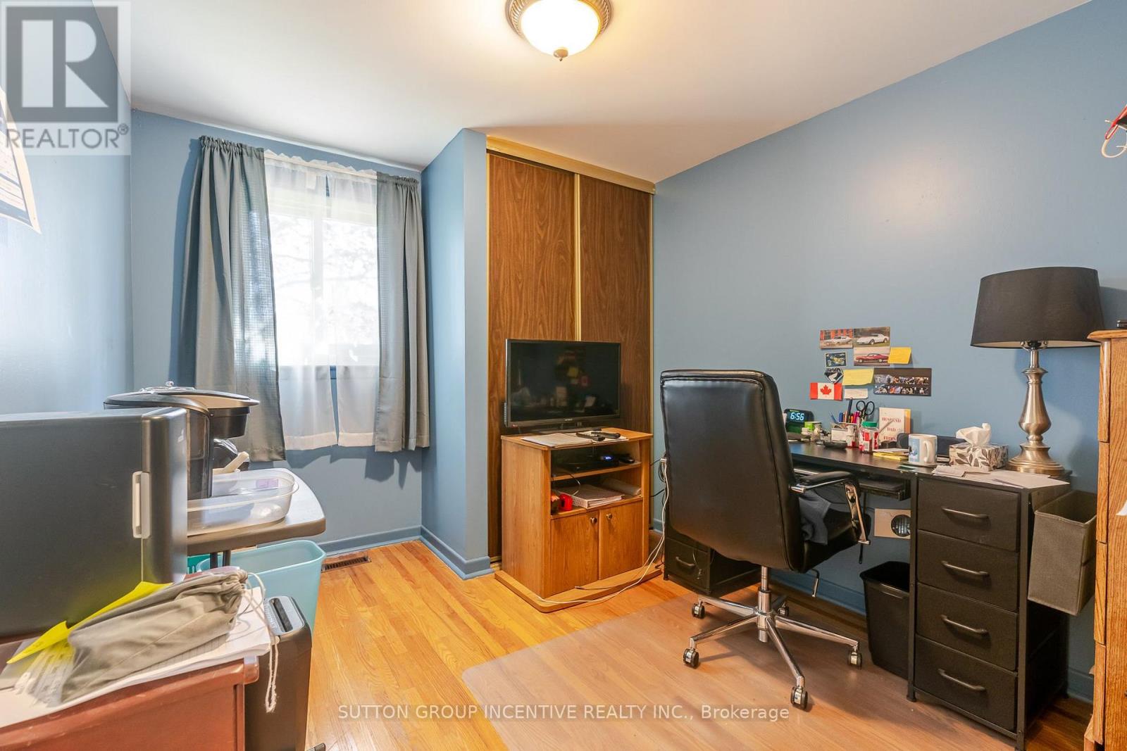 39 Carol Road, Barrie (Allandale Heights), Ontario  L4N 3P6 - Photo 31 - S13755354