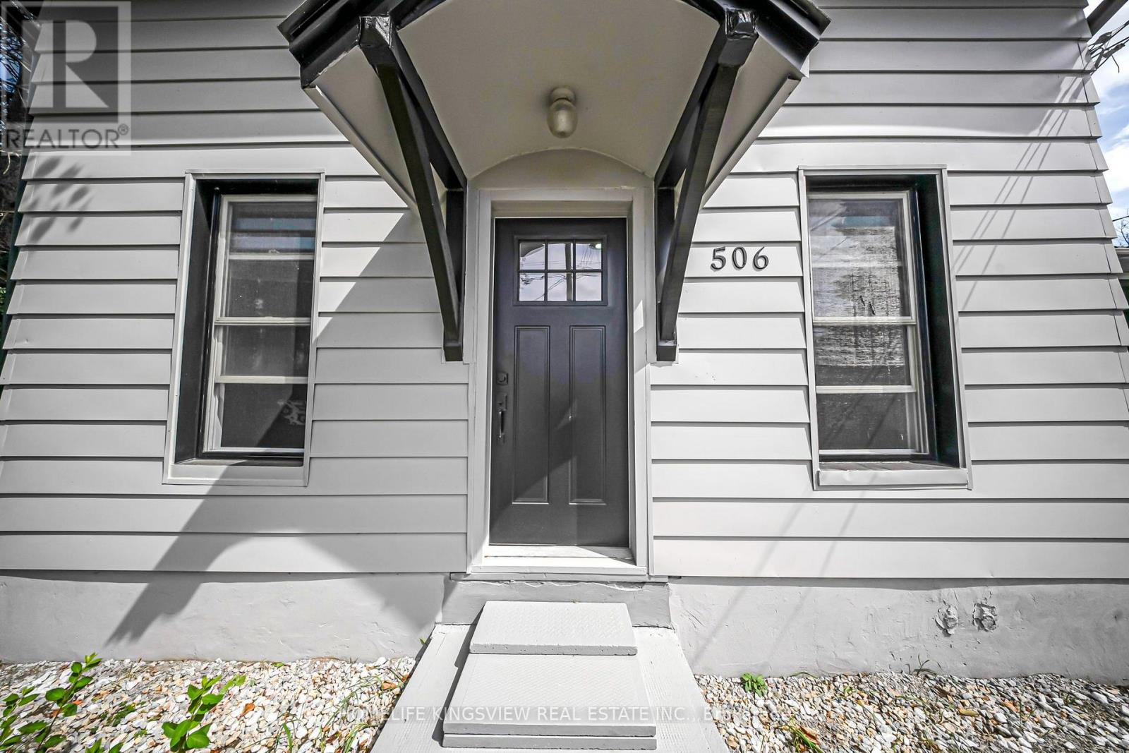 506 West Street S, Orillia, Ontario  L3V 5H5 - Photo 2 - S13755396