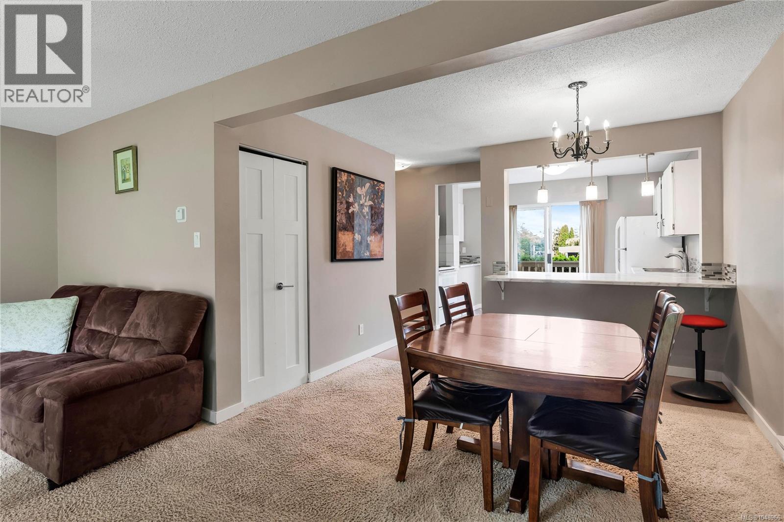 4 3987 Gordon Head Rd, Saanich, British Columbia  V8N 3X5 - Photo 8 - 1048966
