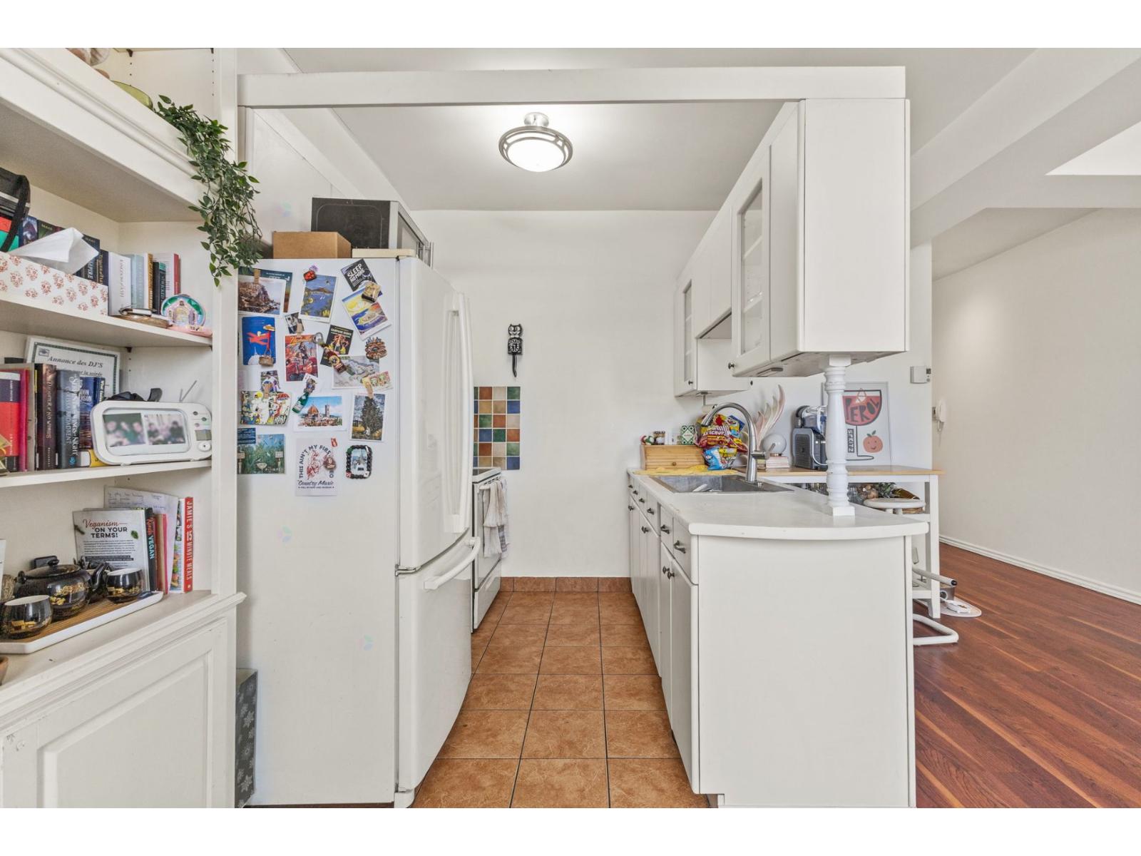 4030 Rue Notre-Dame O.|#301 Montréal (Le Sud-Ouest) Quebec Canada H4C1R1 4