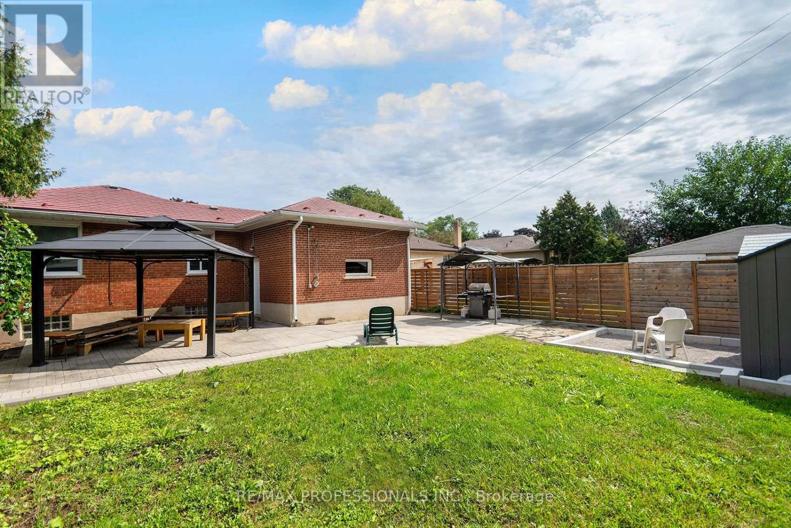 1360 Lewisham Drive, Mississauga, Ontario  L5J 3P9 - Photo 28 - W13755252